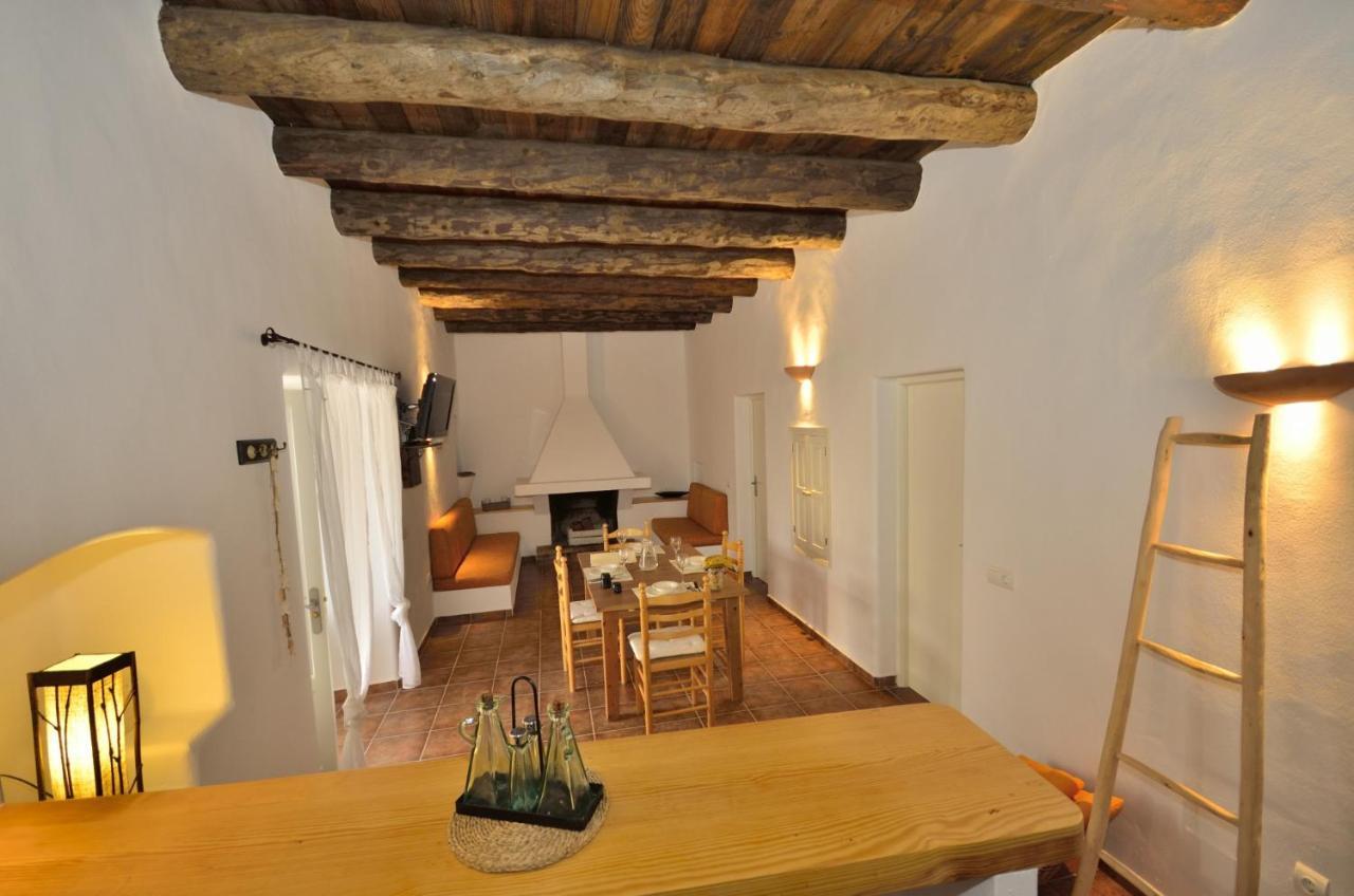 Villa Can Vicent Puig La Mola Luaran gambar