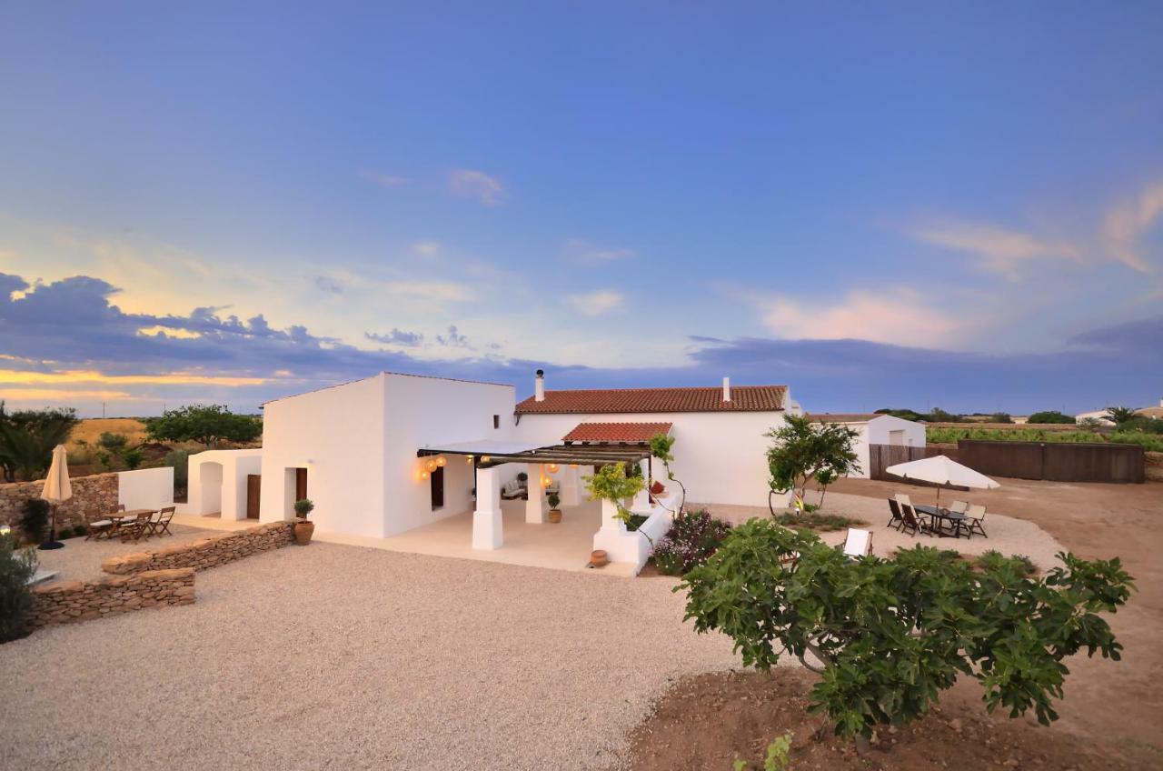 Villa Can Vicent Puig La Mola Luaran gambar